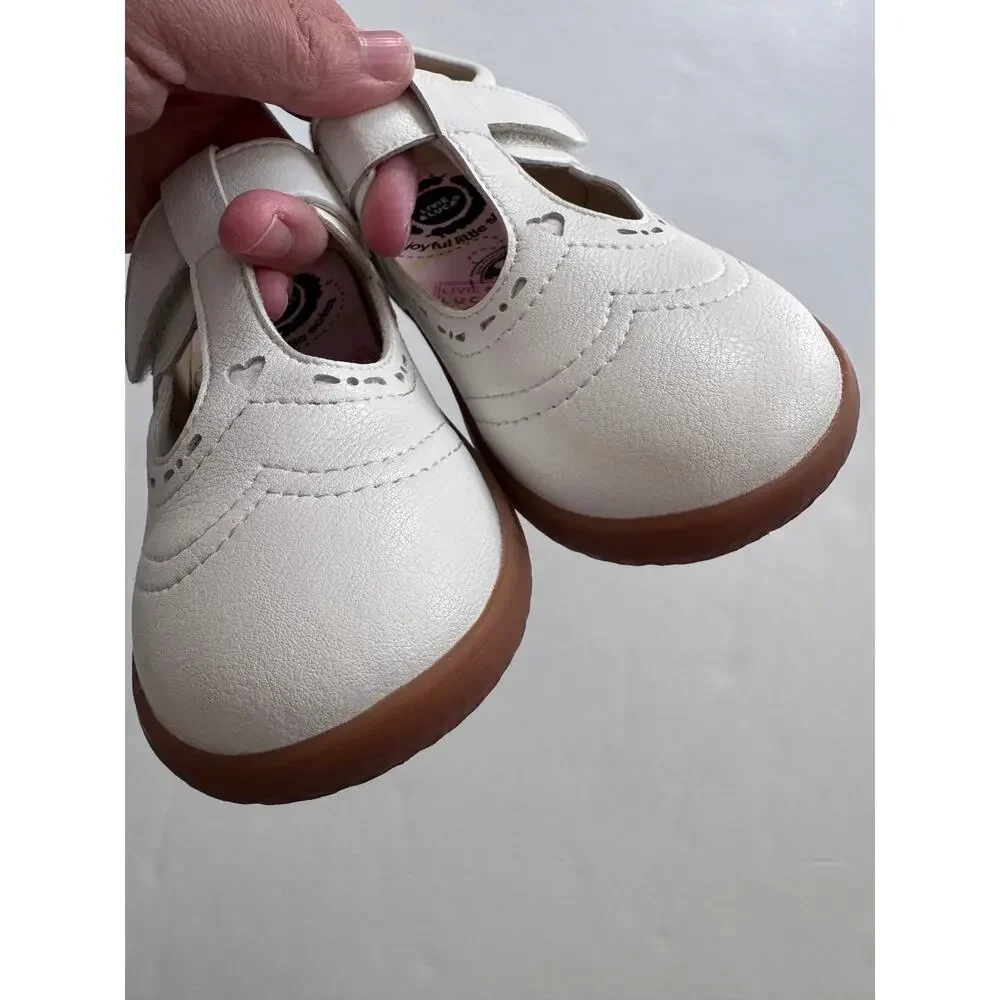 Livie & Luca Amica Mary Jane’s in white